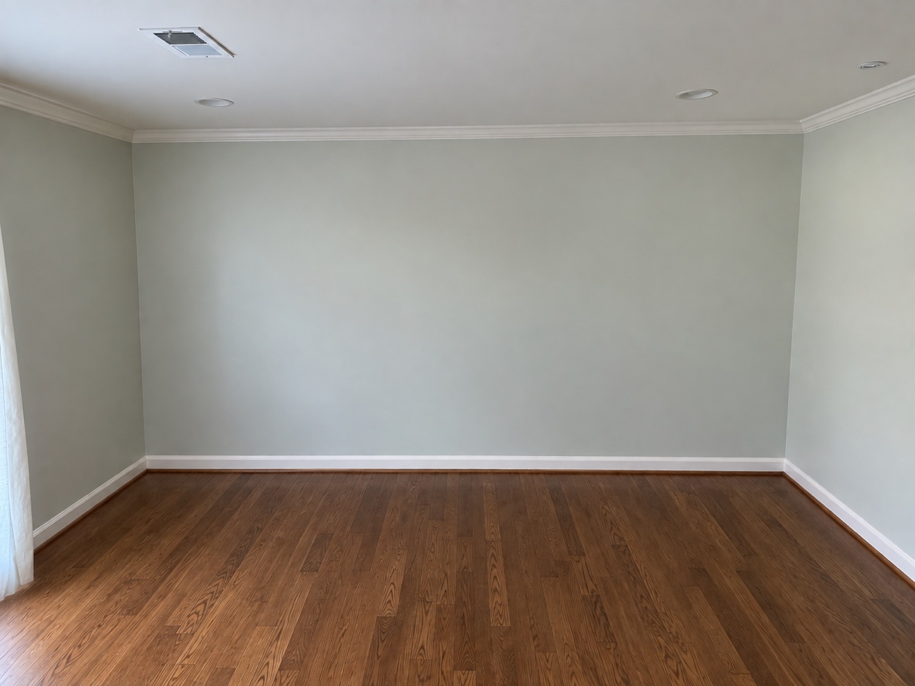 Bedroom wall with furniture removed